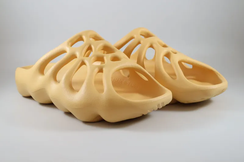 Foam Is the New Canvas: How the Yeezy Slide Silhouette Is Reshaping Sneaker Design Everywhere
